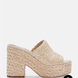 Dolce Vita Elora Heels. Lt. Natural Raffia, size 8.5